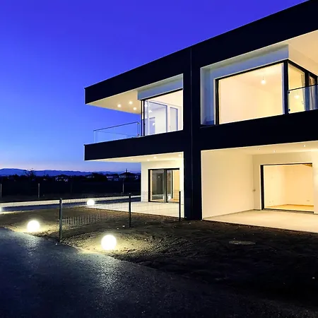 Luxus-Villa In Idyllischer Lage Muttendorf Exterior photo
